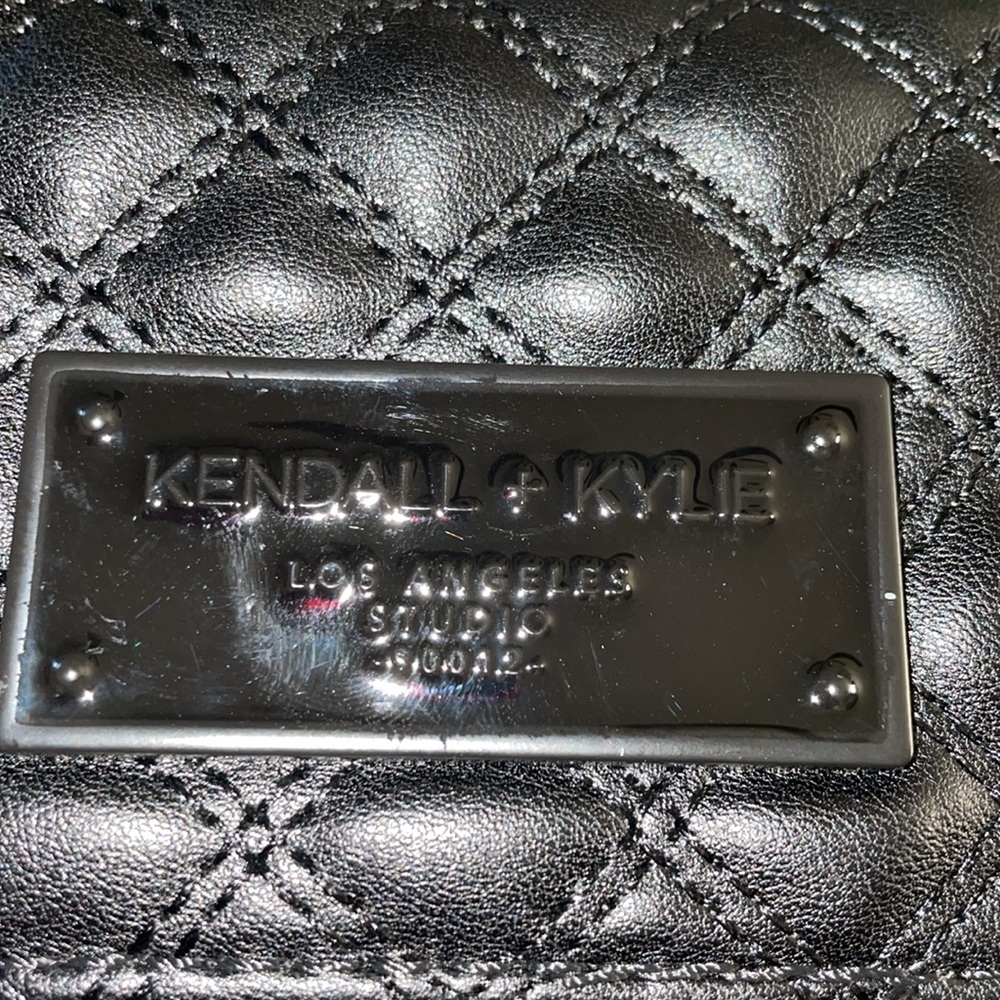 Purse - Picture 2 of 4